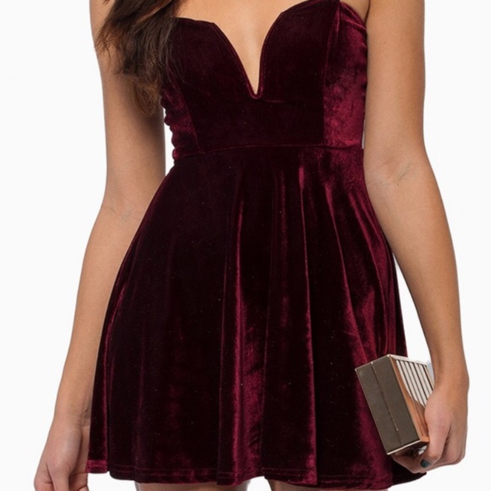 Maroon velvet party dress